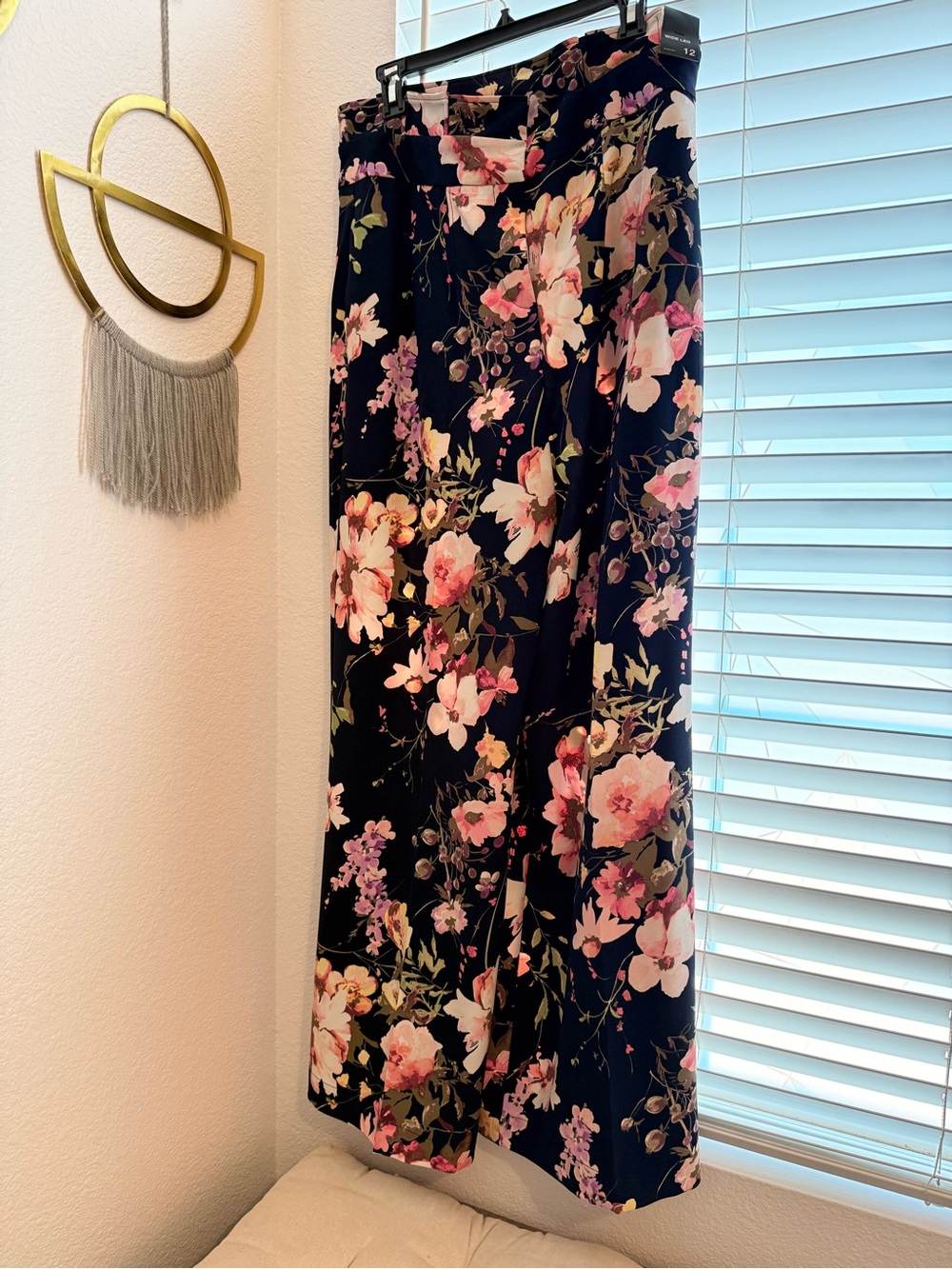 Floral Wide-Leg Navy Palazzo Pants with Stretch and Pockets